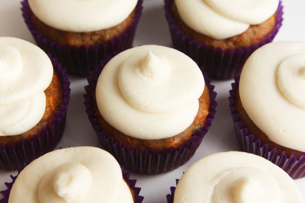 Carrot Cupcakes & Cream Cheese Icing