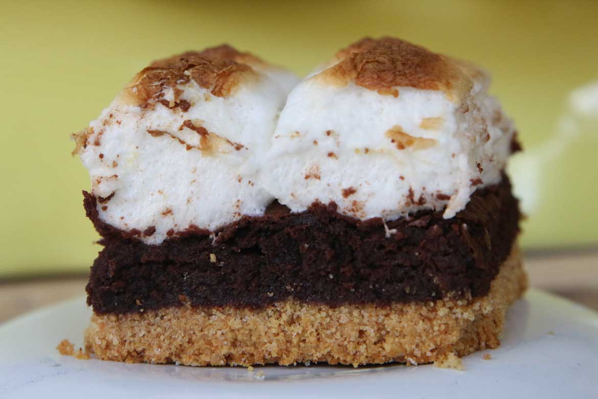 S’mores Brownie Bars